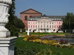 Palastgarten (Palace Gardens)